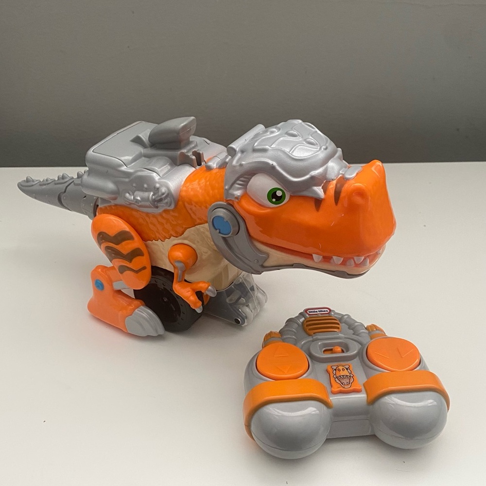 Little Tikes T-Rex Strike RC Remote Control Dinosaur